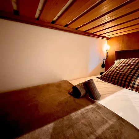 Lägenhet Maribel Deluxe By Surynieve