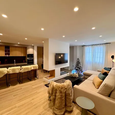 Maribel Deluxe By Surynieve Apartment